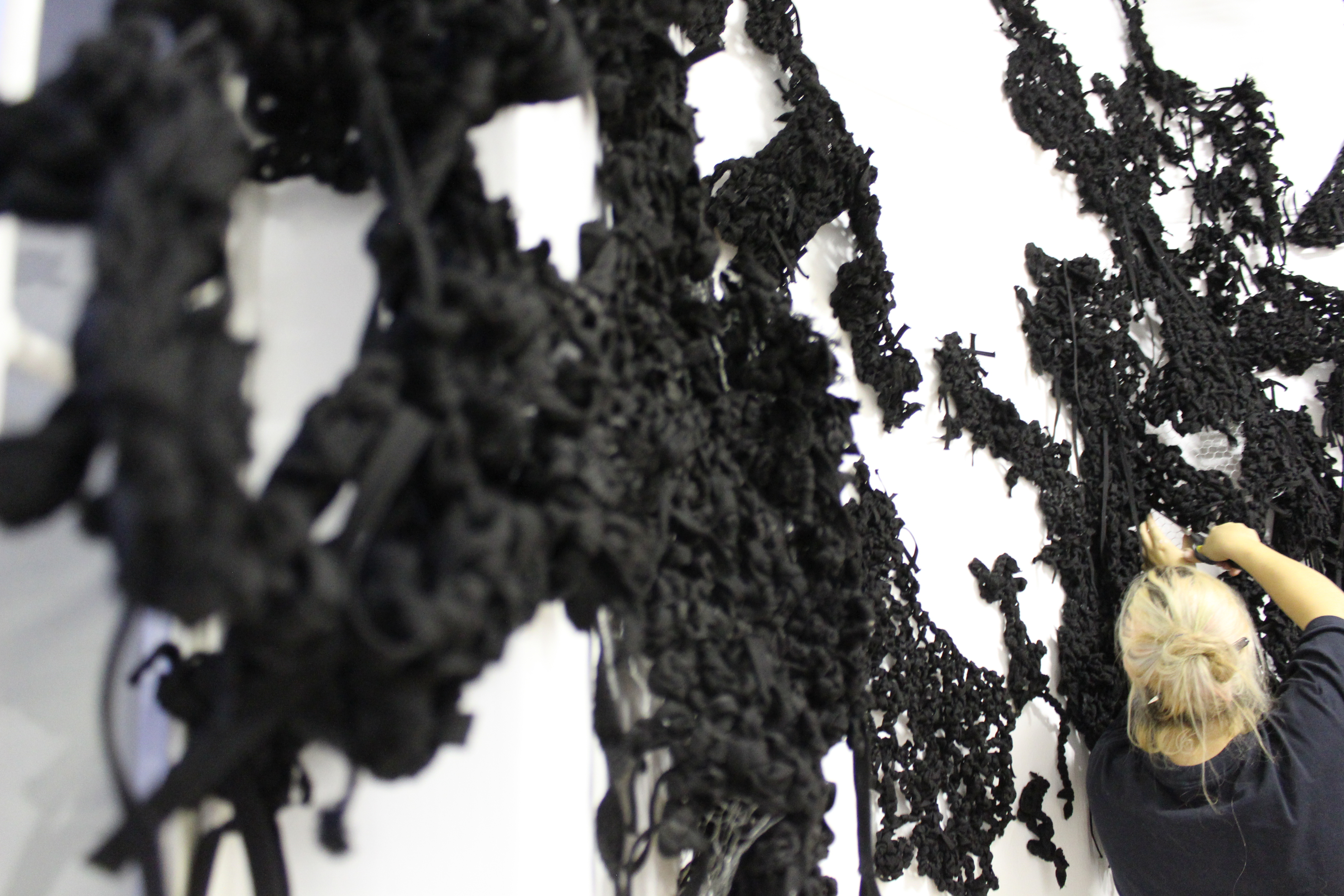 Painting of 3 pigeons